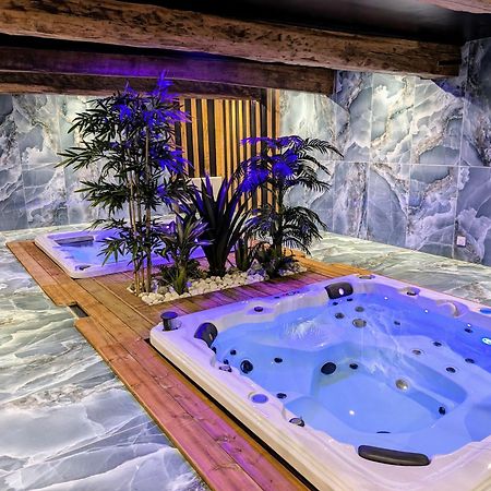 Le Relais Du Beffroi & Spa Saint-Riquier Екстер'єр фото