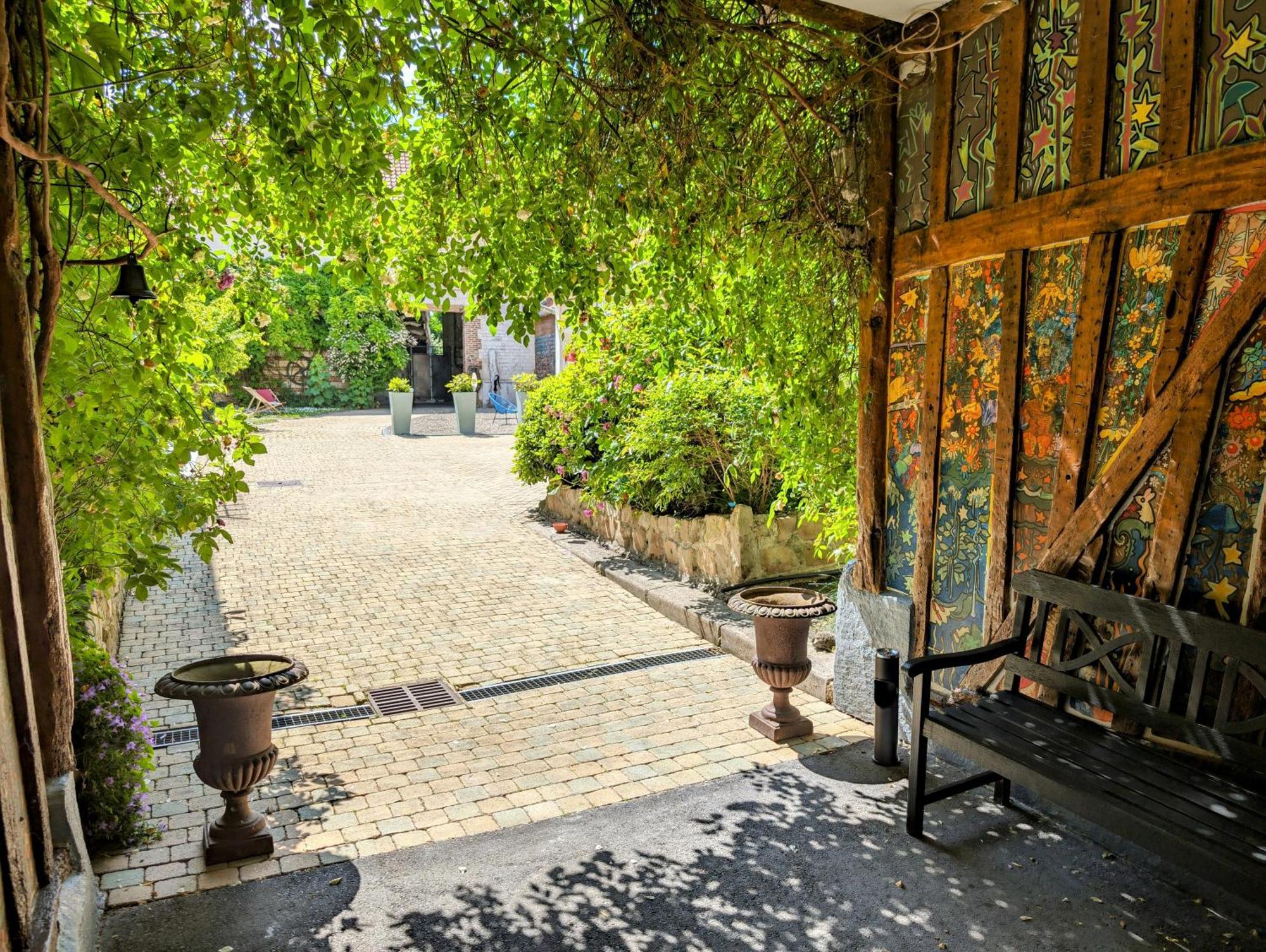 Le Relais Du Beffroi & Spa Saint-Riquier Екстер'єр фото