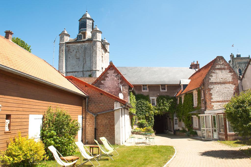 Le Relais Du Beffroi & Spa Saint-Riquier Екстер'єр фото